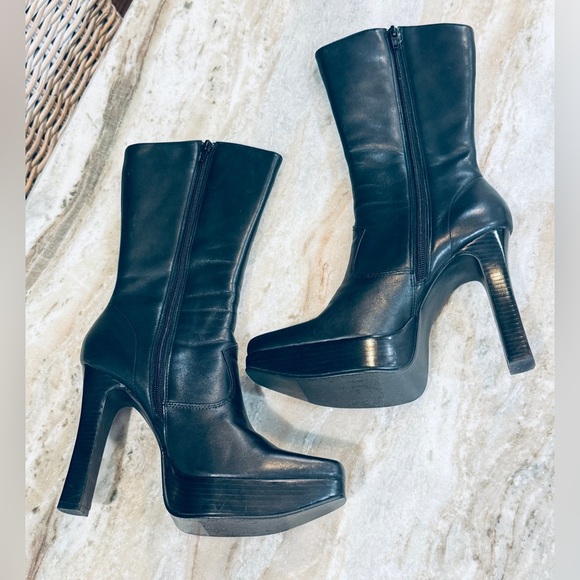 Women’s STEVE MADDEN 90s vintage black leather platform boots- Size 7.5 - Picture 4 of 9